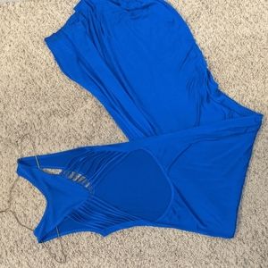 Backless blue maxi dress